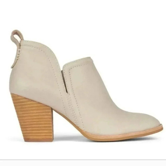 Jeffrey Campbell Rosalee Western Inspired Leather Stacked Heel Ankle Booties(10) - Picture 2 of 10